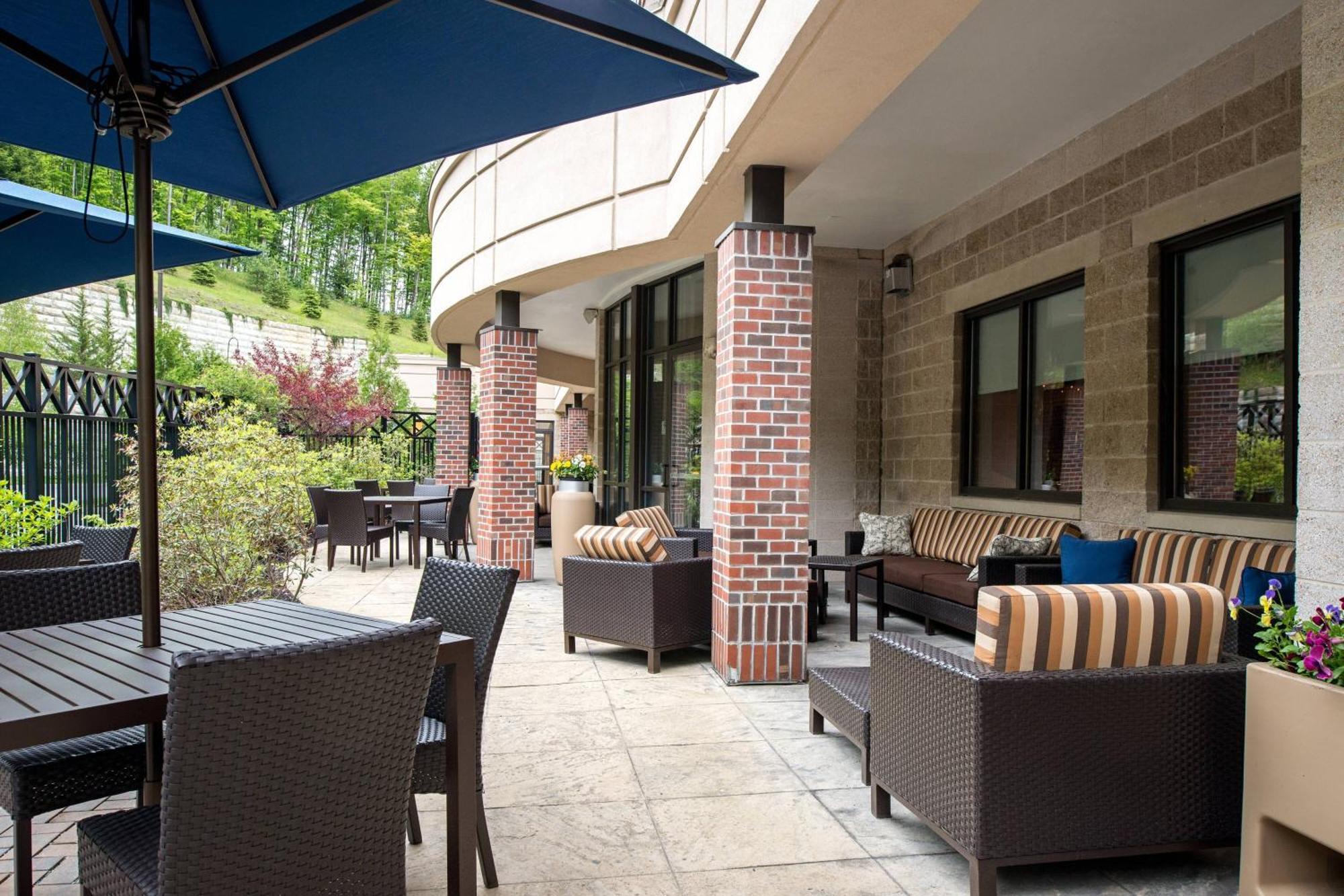 Courtyard By Marriott Hanover Lebanon Ngoại thất bức ảnh
