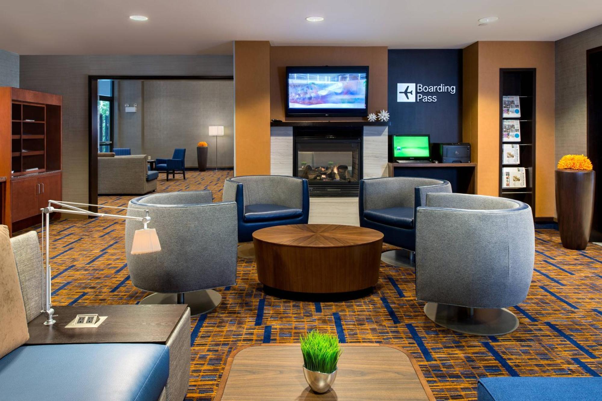 Courtyard By Marriott Hanover Lebanon Ngoại thất bức ảnh